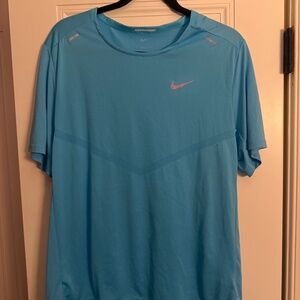 Light Blue Nike Mens Running Shirt - Size M (Brand New WO Tags)